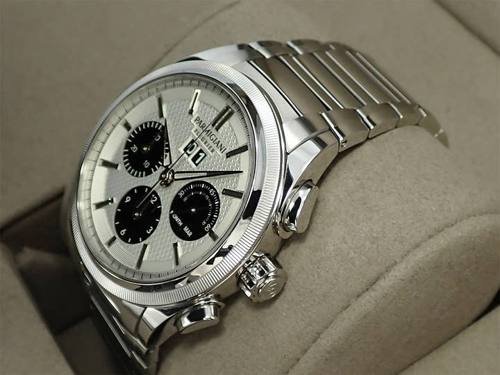 パルミジャーニフルリエ トンダ GT クロノグラフ Ref.PFC906-0000140-B00182 シルバー×ブラック文字盤 中古 0W100CWR