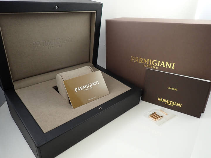 パルミジャーニフルリエ トンダ PF アニュアルカレンダー Ref.PFC907-2020001-200182 グレー文字盤 中古 TJWMK46A