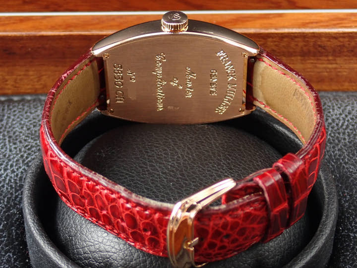 フランクミュラー トノウ Ref.5850CH 赤文字盤 中古 tonneau-curvex-9