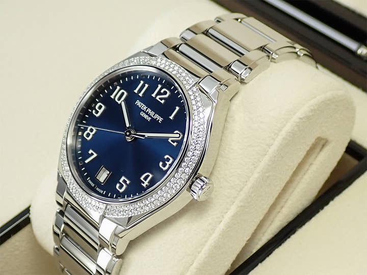 パテックフィリップ Twenty-4 Ref.7300/1200A-001 ステンレススチール ブルーソレイユ文字盤
