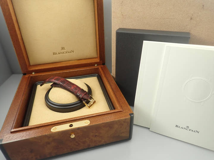 ブランパン ヴィルレ ウルトラスリム Ref.B0021-3318-55 シルバー文字盤 中古 2A8K5894