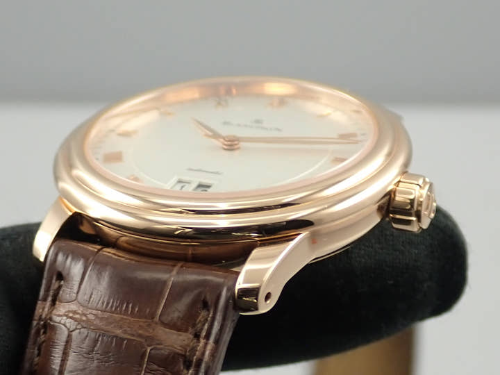 ブランパン ヴィルレ ダブルウィンドウ Ref.6850-3642-55 ホワイト文字盤 中古 LLM8ZHZR