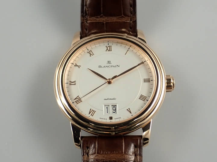 ブランパン ヴィルレ ダブルウィンドウ Ref.6850-3642-55 ホワイト文字盤 中古 LLM8ZHZR