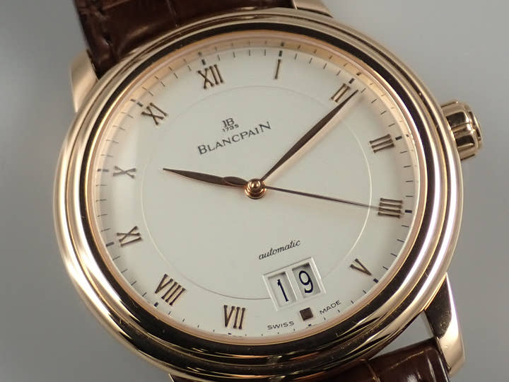 ブランパン ヴィルレ ダブルウィンドウ Ref.6850-3642-55 ホワイト文字盤 中古 LLM8ZHZR