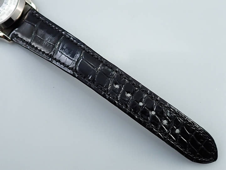 パテックフィリップ コンプリケーション ワールドタイム Ref.5230G-001 ホワイトゴールド ホワイト/グレー文字盤