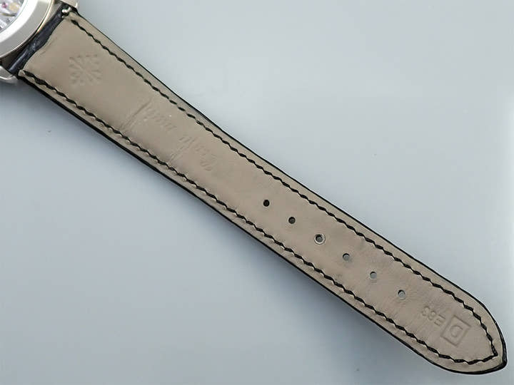 パテックフィリップ コンプリケーション ワールドタイム Ref.5230G-001 ホワイトゴールド ホワイト/グレー文字盤