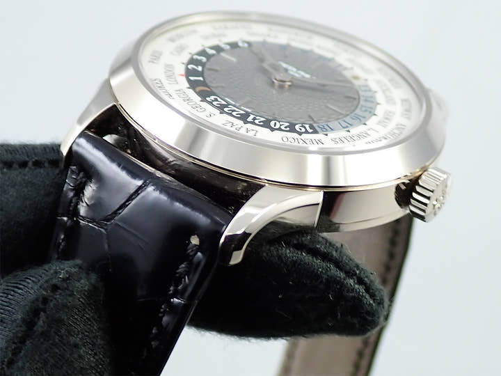 パテックフィリップ コンプリケーション ワールドタイム Ref.5230G-001 ホワイトゴールド ホワイト/グレー文字盤