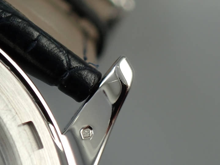 パテックフィリップ コンプリケーション ワールドタイム Ref.5130P-001 プラチナ シルバー/ブルー文字盤