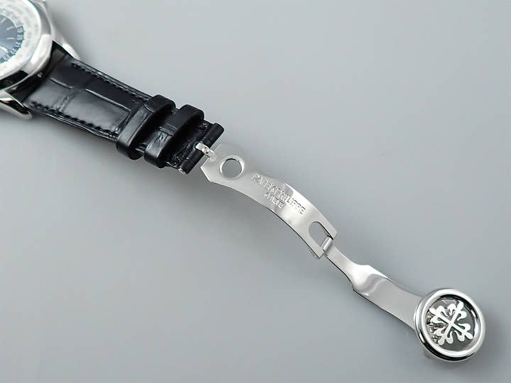 パテックフィリップ コンプリケーション ワールドタイム Ref.5130P-001 プラチナ シルバー文字盤