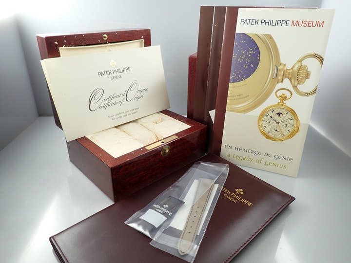 パテックフィリップ コンプリケーション ワールドタイム Ref.5110R-001 ローズゴールド シルバー文字盤