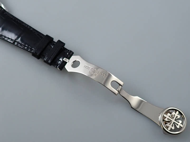 パテックフィリップ コンプリケーション ワールドタイム Ref.5110G-001 ホワイトゴールド シルバー文字盤