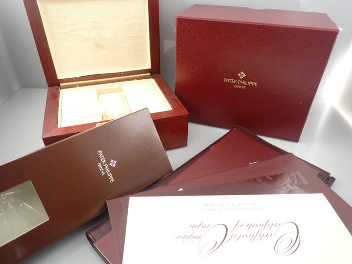 パテックフィリップ コンプリケーション ワールドタイム Ref.5110G-001 ホワイトゴールド シルバー文字盤