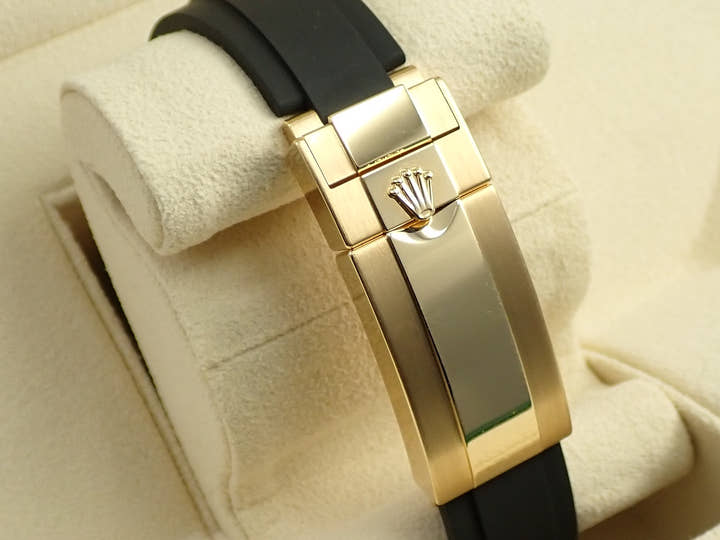 ロレックス ヨットマスター42 Ref.226658 イエローゴールド ブラック文字盤