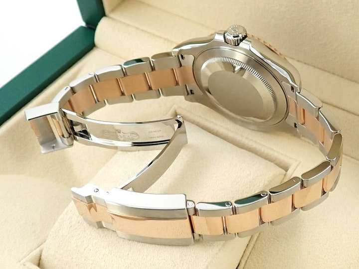 ロレックス ヨットマスター40 Ref.126621 ステンレススチール/エバーローズゴールド ブラック文字盤