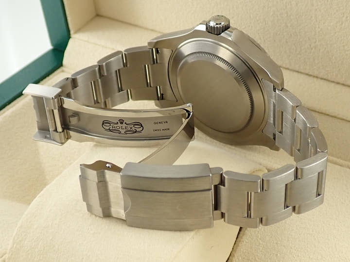 ロレックス ヨットマスター42 Ref.226627 RLXチタン ブラック文字盤