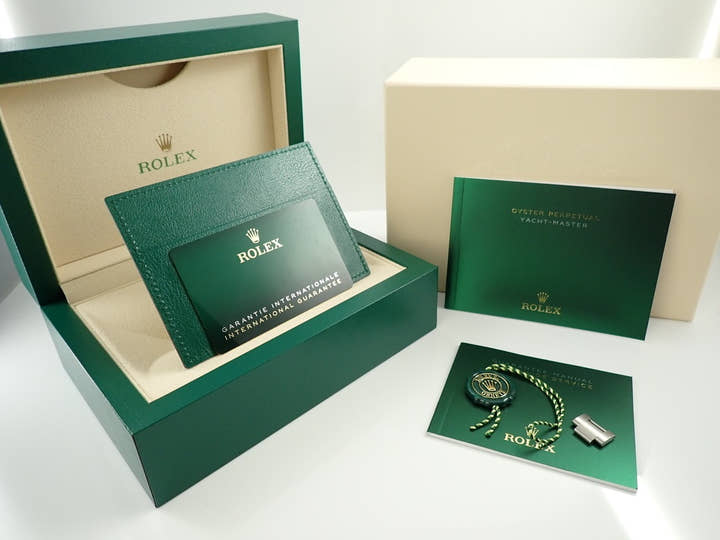 ロレックス ヨットマスター42 Ref.226627 RLXチタン ブラック文字盤