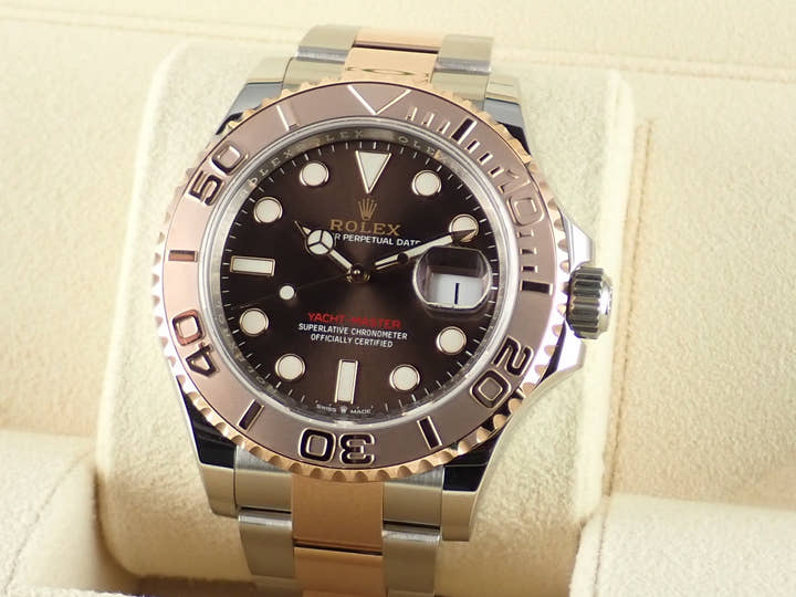 ロレックス ヨットマスター Ref.126621 チョコレート文字盤 未使用 yacht-master-90