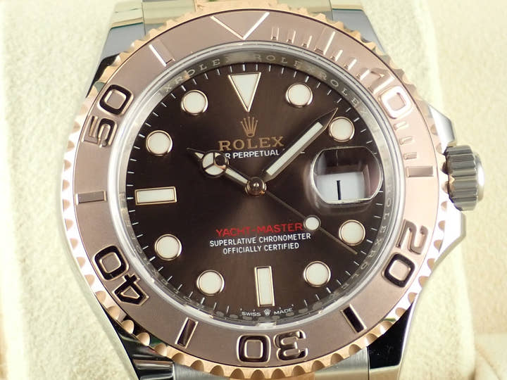 ロレックス ヨットマスター Ref.126621 チョコレート文字盤 未使用 yacht-master-90
