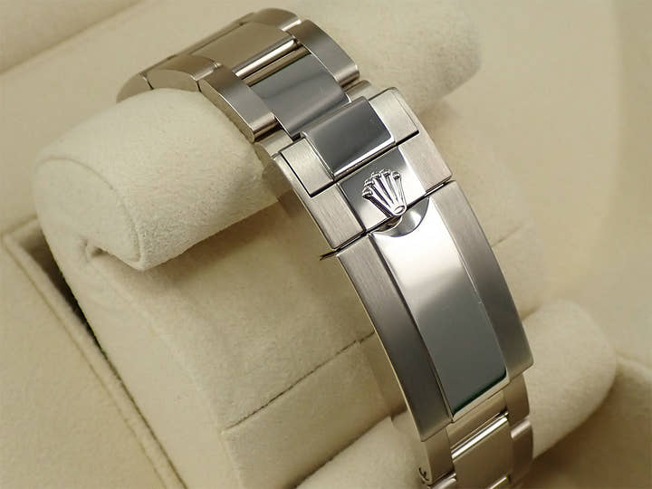 ロレックス ヨットマスターII Ref.116689 ホワイトゴールド ホワイト文字盤