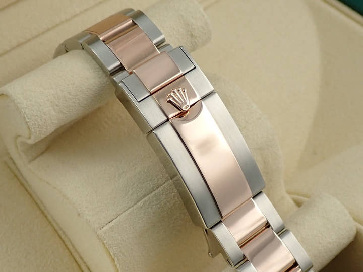 ロレックス ヨットマスターII Ref.116681 ステンレススチール/エバーローズゴールド ホワイト文字盤