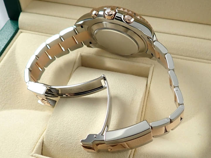 ロレックス ヨットマスターII Ref.116681 ステンレススチール/エバーローズゴールド ホワイト文字盤