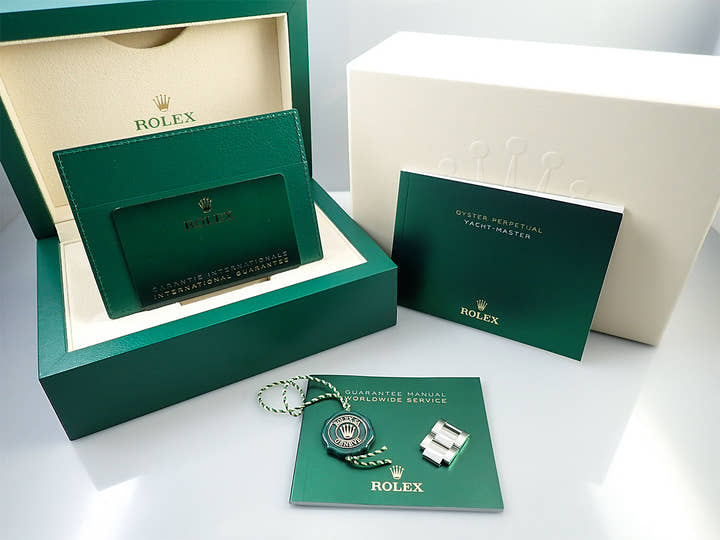 Rolex Yacht-Master 40 Ref. 126622 Stainless Steel/Platinum Bright Blue Dial