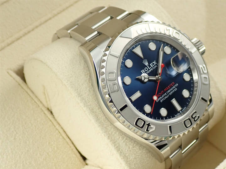 ロレックス ヨットマスター40 Ref.126622 ステンレススチール/プラチナ ブライトブルー文字盤