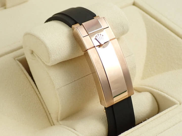 ロレックス ヨットマスター40 Ref.126655 エバーローズゴールド パヴェダイヤモンド文字盤