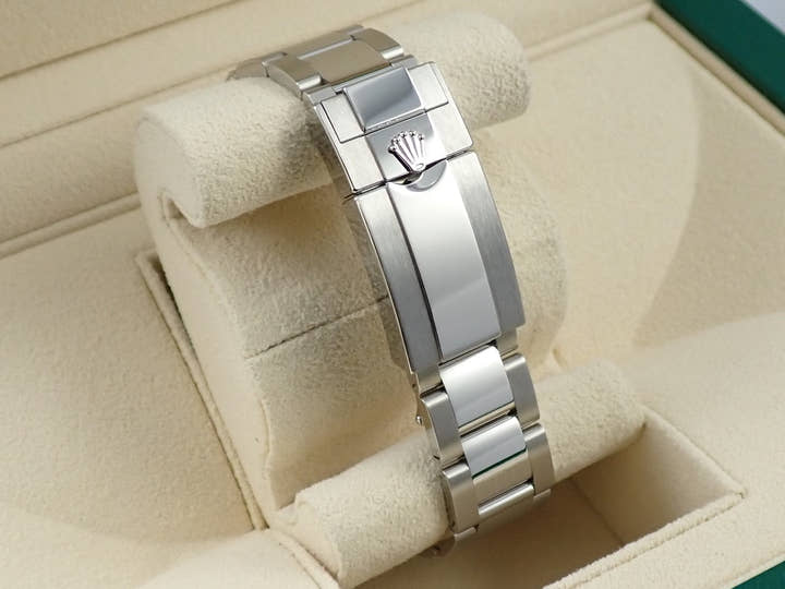 ロレックス ヨットマスター40 Ref.126622 ステンレススチール/プラチナ ブライトブルー文字盤