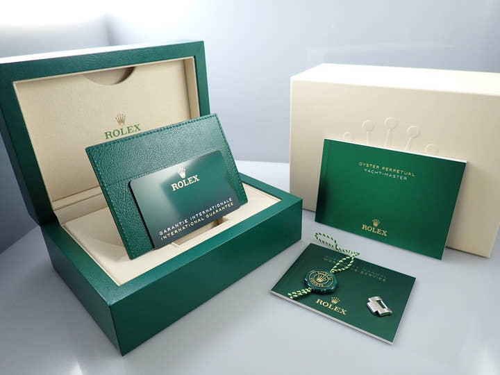 ロレックス ヨットマスター40 Ref.126622 ステンレススチール/プラチナ ブライトブルー文字盤