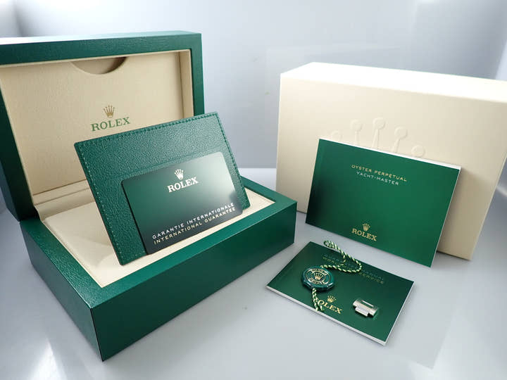 ロレックス ヨットマスター40 Ref.126622 ステンレススチール/プラチナ ブライトブルー文字盤