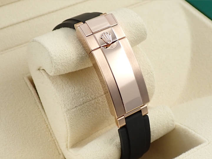 ロレックス ヨットマスター40 Ref.126655 エバーローズゴールド パヴェダイヤモンド文字盤