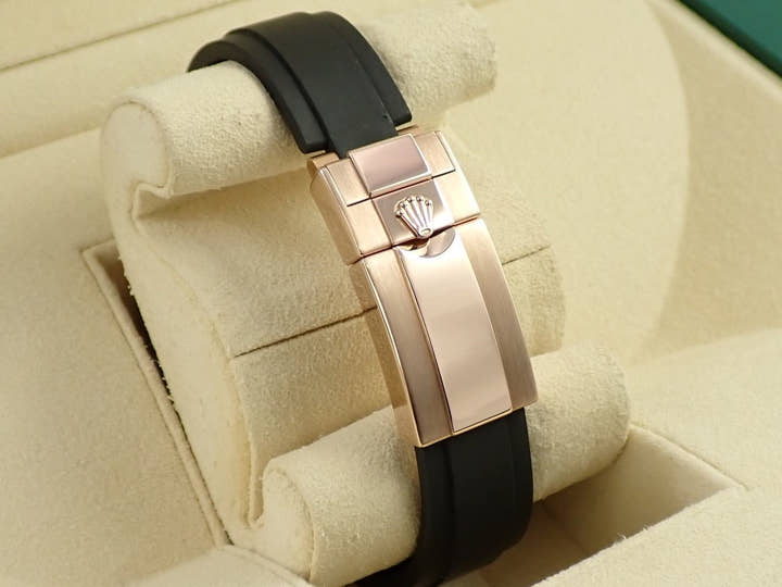 ロレックス ヨットマスター40 Ref.116655 エバーローズゴールド パヴェダイヤ文字盤