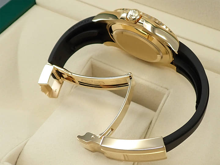 ロレックス ヨットマスター42 Ref.226658 イエローゴールド ブラック文字盤