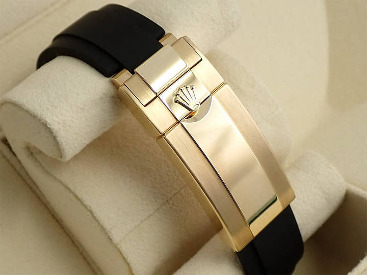 ロレックス ヨットマスター42 Ref.226658 イエローゴールド ブラック文字盤