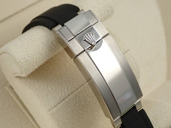 ロレックス ヨットマスター42 Ref.226659 ホワイトゴールド ブラック文字盤