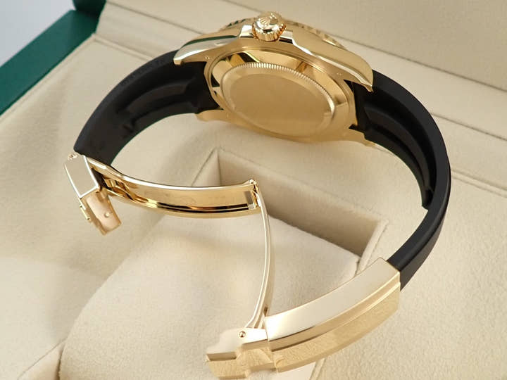 ロレックス ヨットマスター42 Ref.226658 イエローゴールド ブラック文字盤