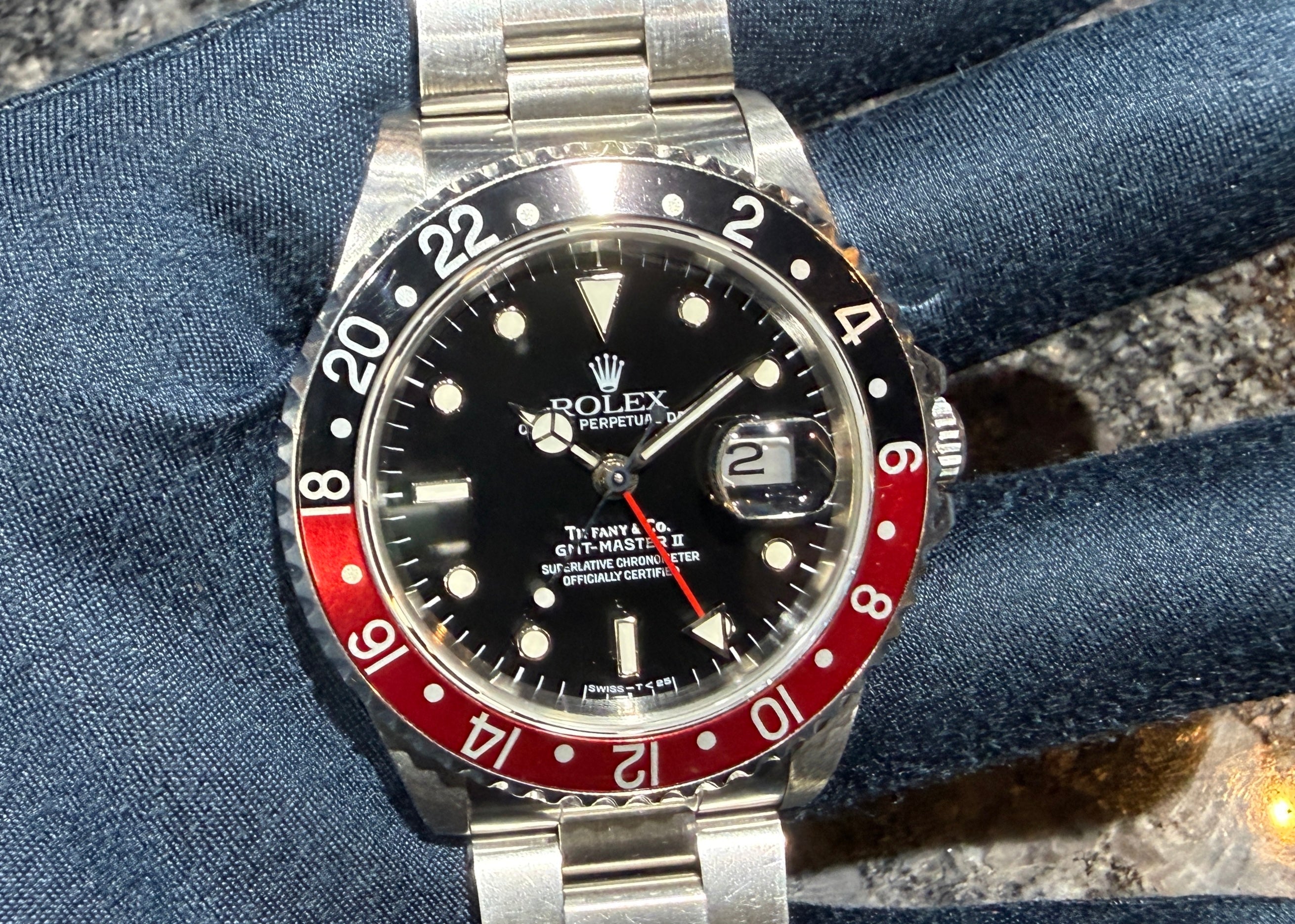 第２２００回 希少！コークティファニー入荷！GMTマスターII 16710 E5番 先端ドット オールトリチウム 良個体のご紹介！