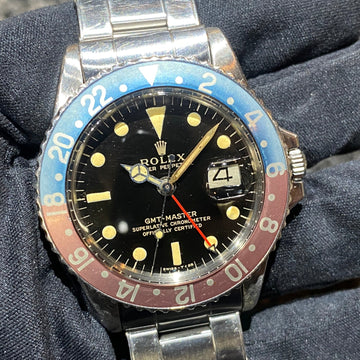 第２０６１回～ 抜群の艶感が素晴らしい漆黒ミラー入荷！ ヴィンテージ GMTマスター 1675 1966年のご紹介！