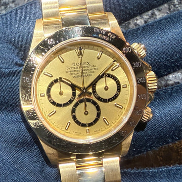 No. 2088 ~ Excellent specimen!! Introducing the reverse 6 single tritium solid gold Daytona 16528 N1 champagne dial!