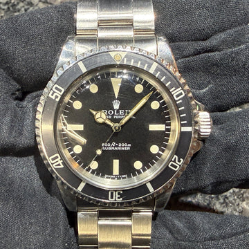 第２３１５回～ オススメヴィンテージ！！抜群のダイヤルコンディション！！オールトリチウム！サブマリーナ 5513 70年のご紹介！！