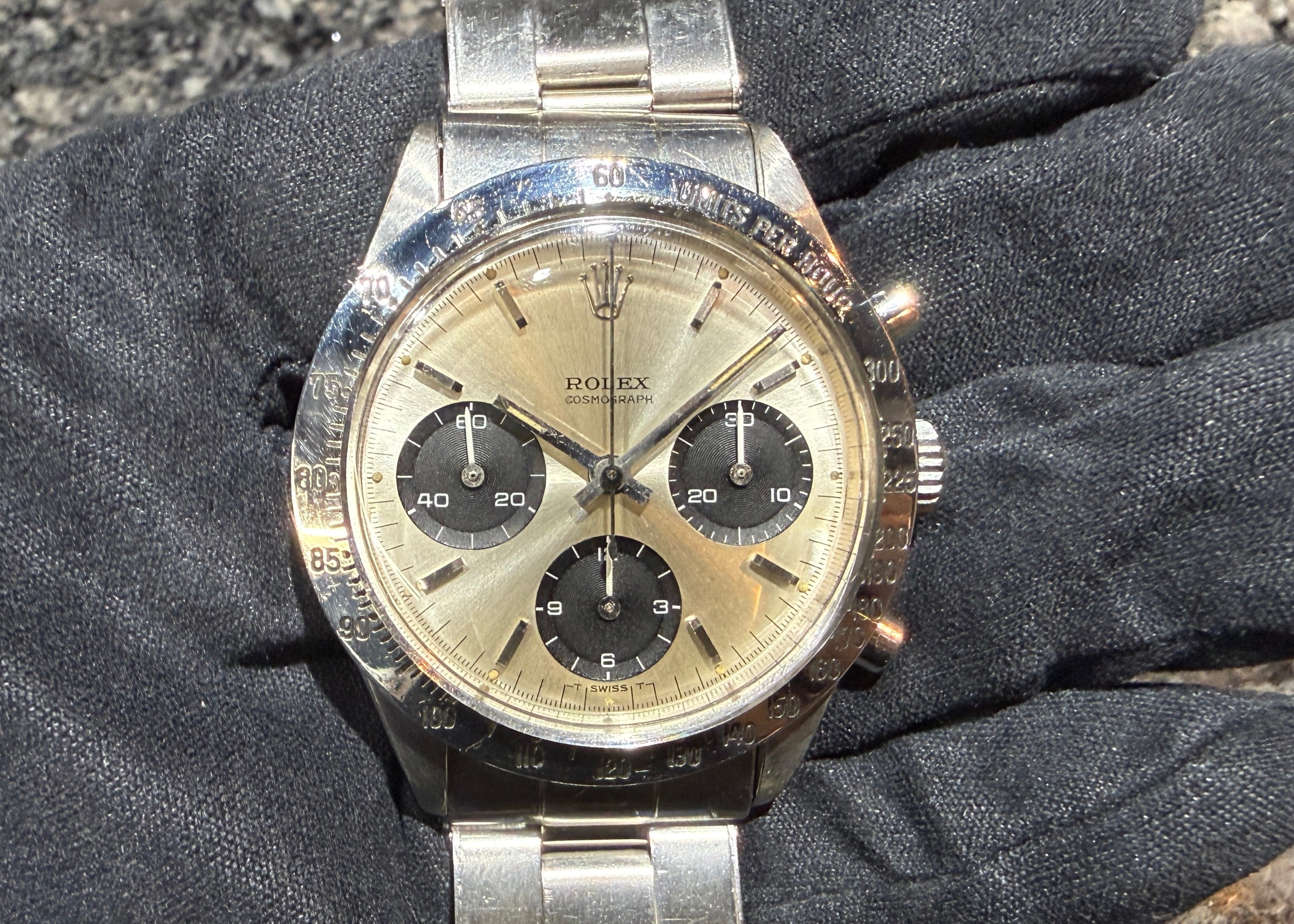 第２３１８回～  激渋！初期個体！2ライン/ローレター ロレックス 手巻きデイトナ Ref.6239 シルバー 1965年 オールトリチウムのご紹介！