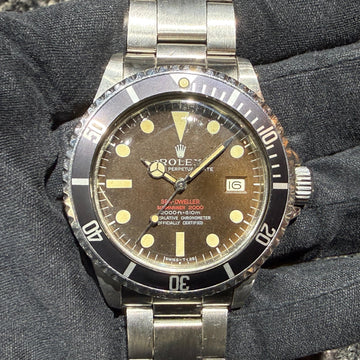 第２４１２回～  唯一無二の存在感！！ブラウンの色味が魅力！！ロレックス  赤シードゥエラー 1665 MK2 トロピカルダイヤルのご紹介！