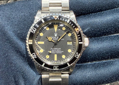 No. 2247 - The dial condition and the case are stunning! Introducing a vintage Sea-Dweller Ref. 1665 with an MK1 dial from 1980, in excellent condition, all tritium!