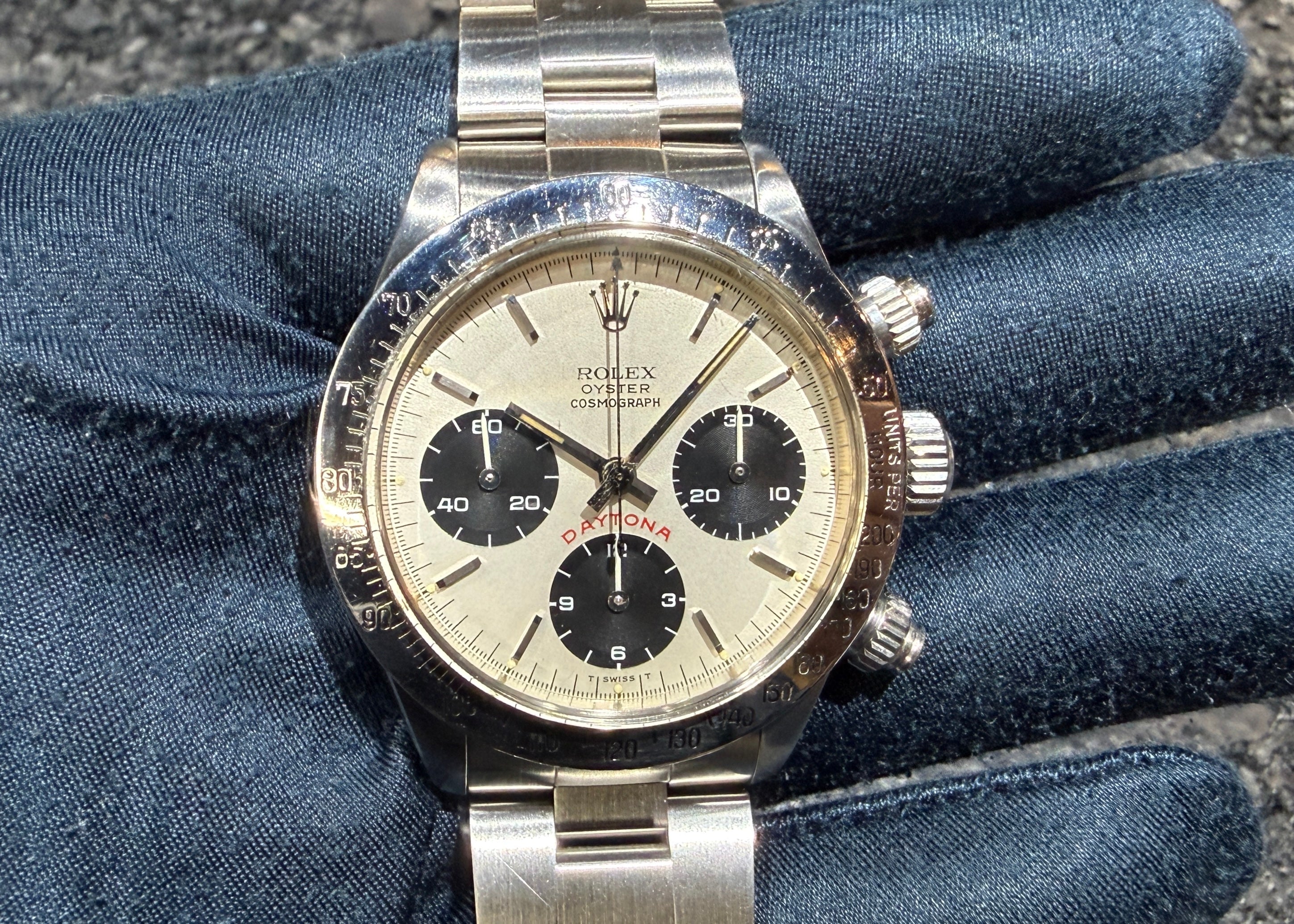 第２２６７回～   オススメビッグレッド！オイスター 手巻きデイトナ 6265 シルバー 80年 オールトリチウムのご紹介！