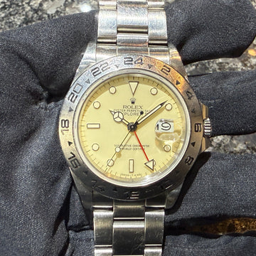 No. 2495 - Good Price! Introducing the very popular Explorer II with rich ivory dial! Rolex 16550, 1986, Center Split, All Tritium!
