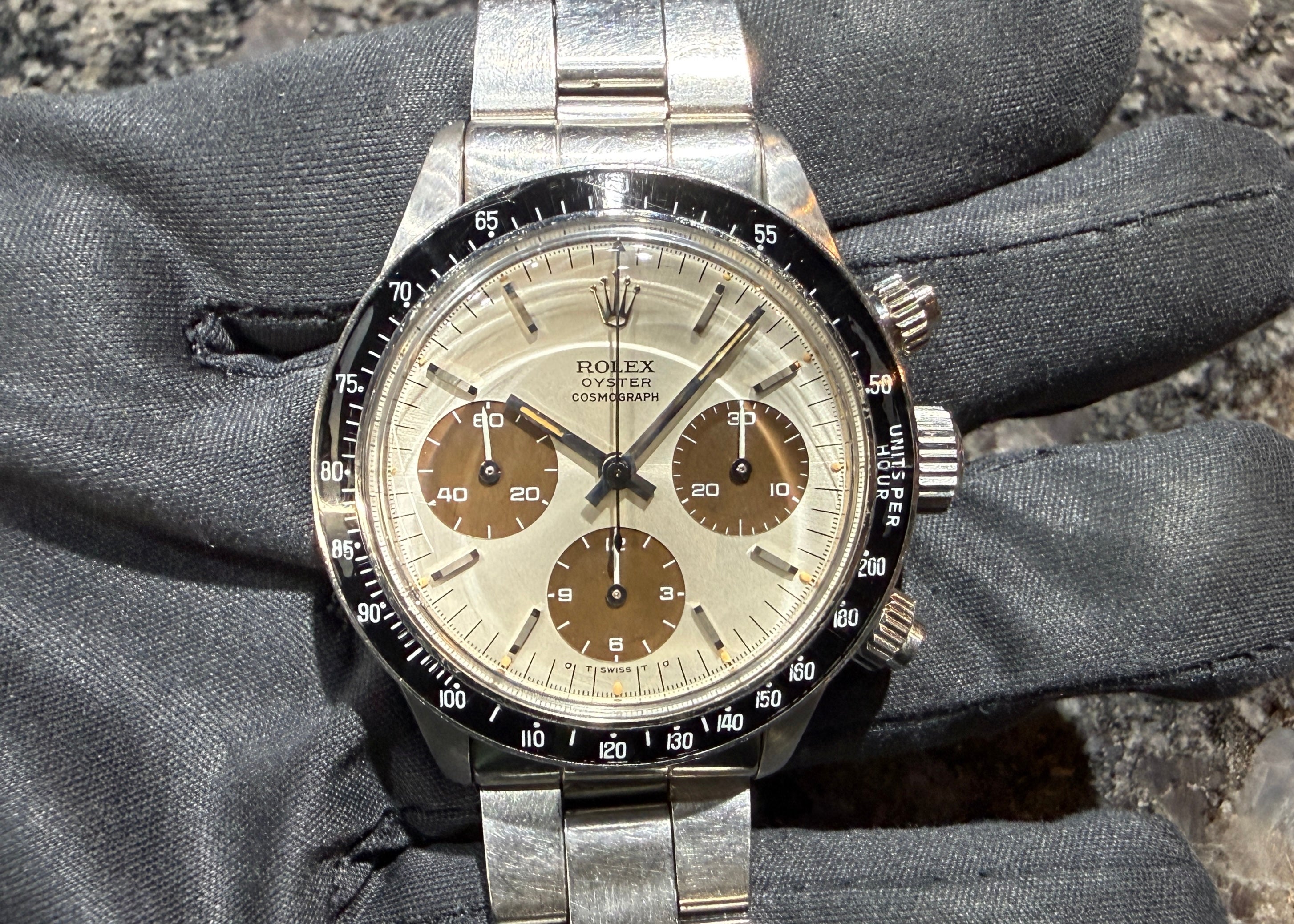 第２２７４回～   希少！！手巻きデイトナ入荷！充実した付属品＆綺麗なトロピカルダイヤルが魅力！！ロレックス 6263 シルバー 75年 オールトリチウムのご紹介！