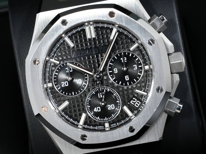 Audemars Piguet Royal Oak Chronograph Ref. 26240ST.OO.1320ST.06 Stainless Steel Black Dial Pre-owned yfc8kuwp
