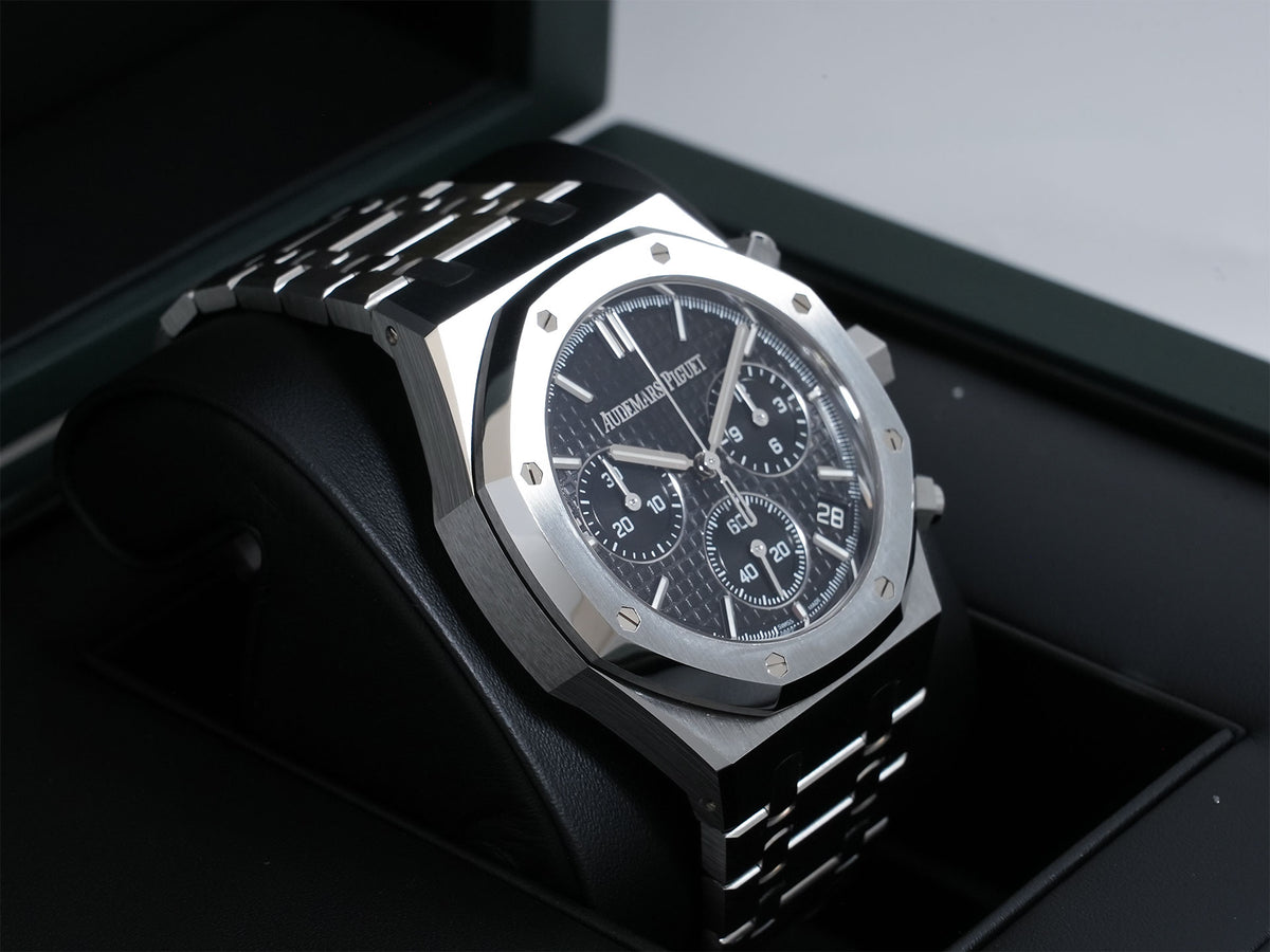 Audemars Piguet Royal Oak Chronograph Ref. 26240ST.OO.1320ST.06 Stainless Steel Black Dial Pre-owned yfc8kuwp