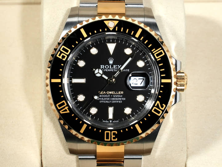 Rolex Sea-Dweller Ref.126603 Stainless Steel/Yellow Gold Black Dial Pre-owned xchodmsm